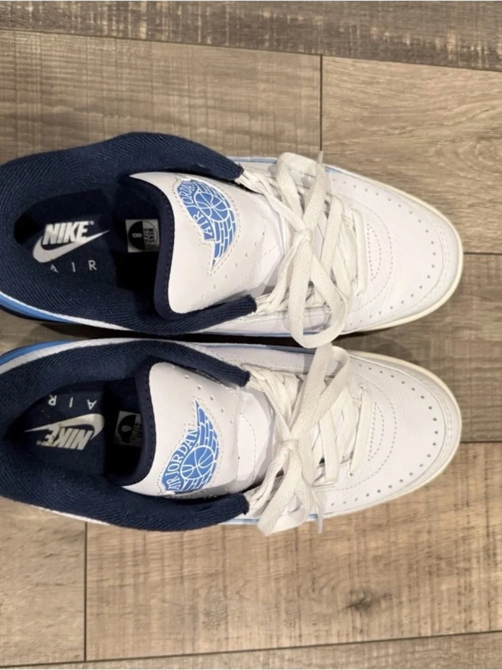 Jordan 2 Low / Men's White Navy and Light Blue Low-Top Sneakers